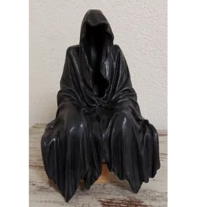 دکوری فانتوم نشسته طرح فرشته مرگ یا دونتور ghost reaper